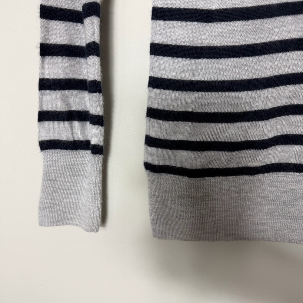 J. Crew 100% Italian Cashmere Turtleneck Sweater Gray Navy Striped Size Small *W - Picture 10 of 10